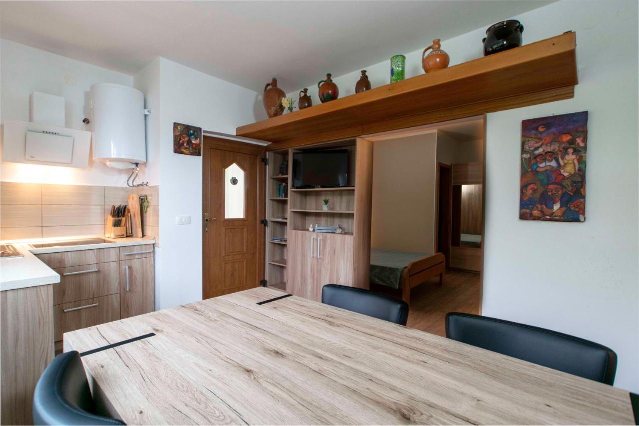 Apartmaji Pri Bosi Nogi 이졸라 외부 사진